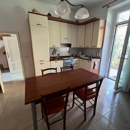 Tina Centro * Pesaro