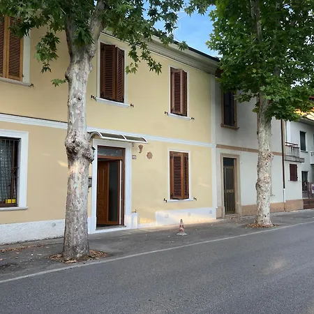 Tina Centro Pesaro